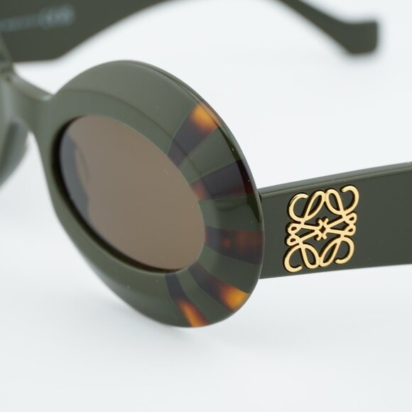 Loewe LW40091I 96E Sunglasses Havanan/Green Oval Frame, Brown Lenses main image 6